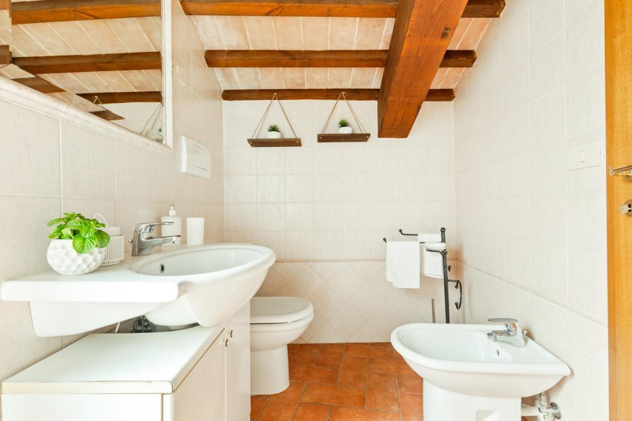 Noi2Vacanze Fortino D'Amore Contignano Exteriör bild